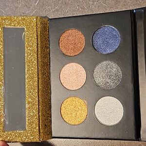 Tori Belle Eye Shadow Palette